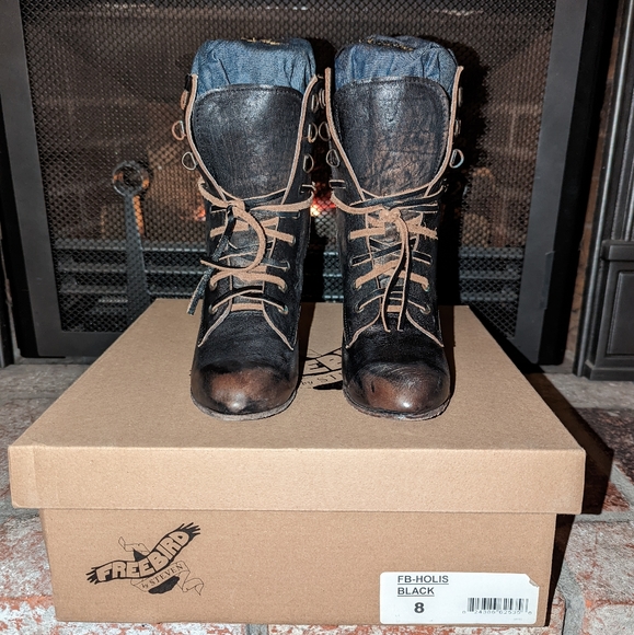 RARE FreeBird Hollis Boots size 8 - Picture 4 of 16